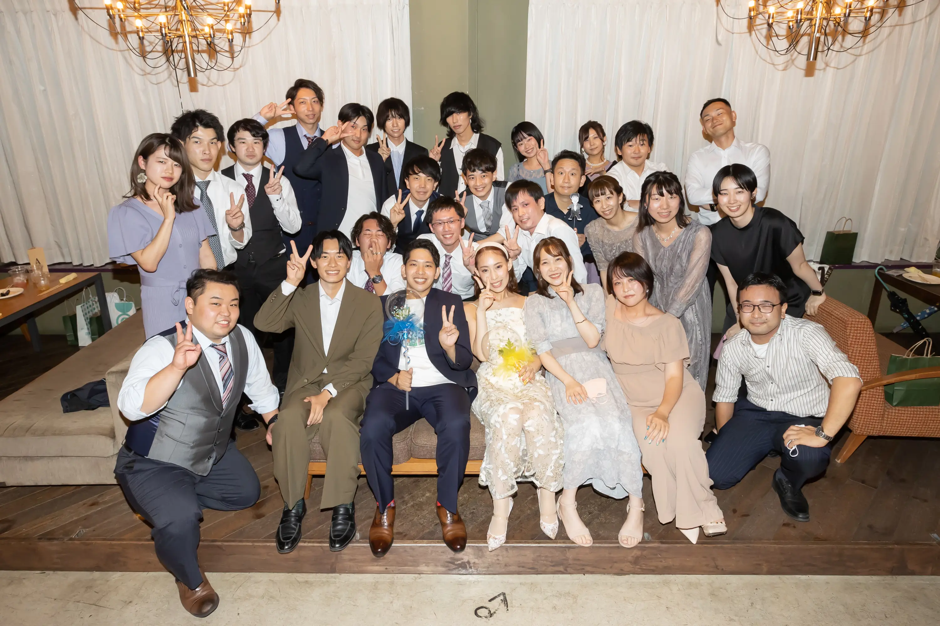 披露宴後の二次会